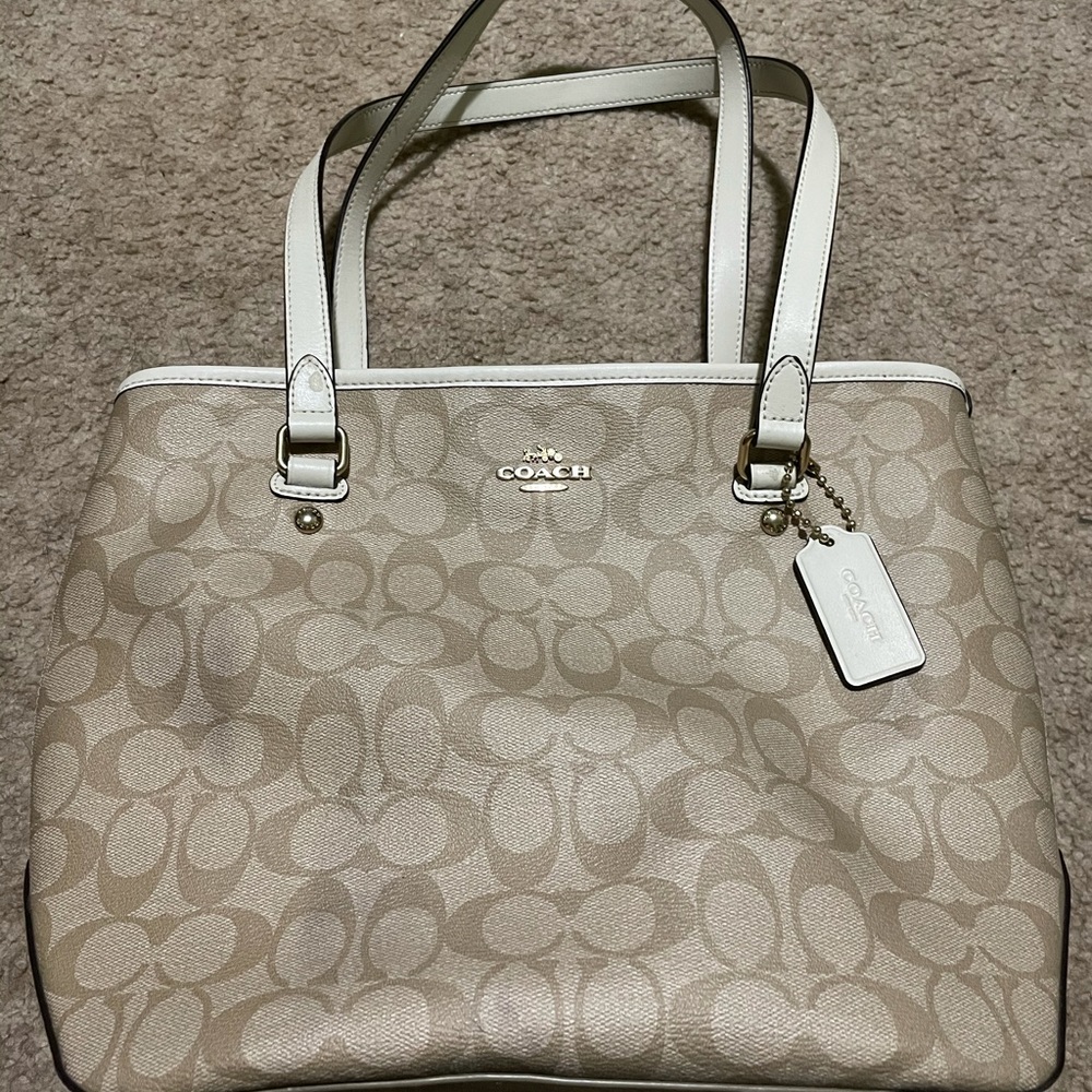 Coach purse